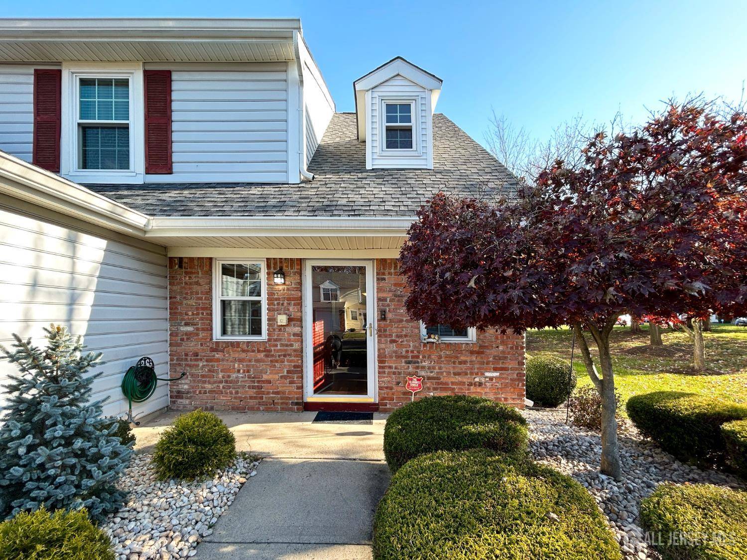196 Jonathan PL, Franklin Twsp, NJ 08873