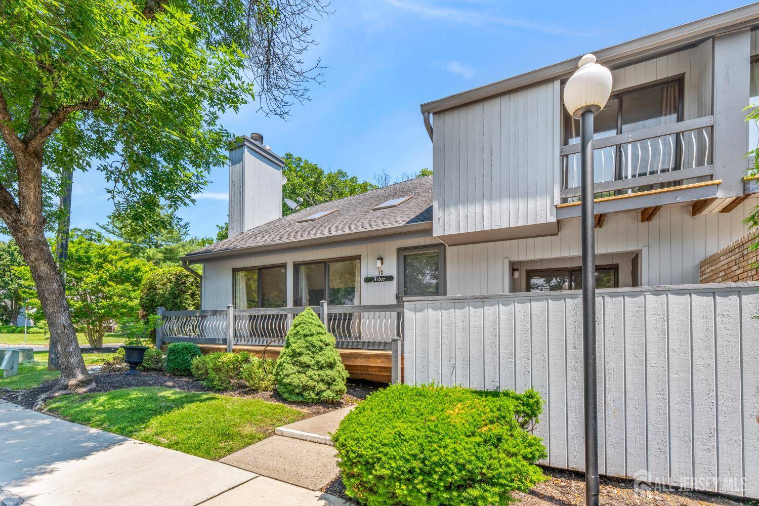 South Brunswick, NJ 08852,12 Arbor CT