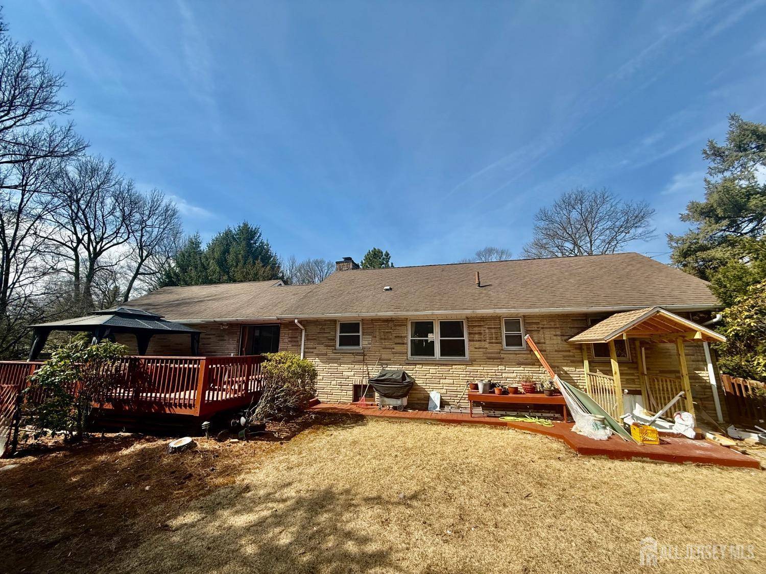 Edison, NJ 08820,34 Parker RD