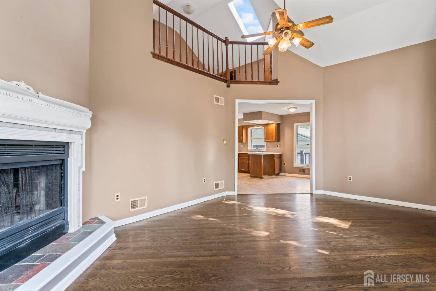Middletown, NJ 07718,76 9th ST