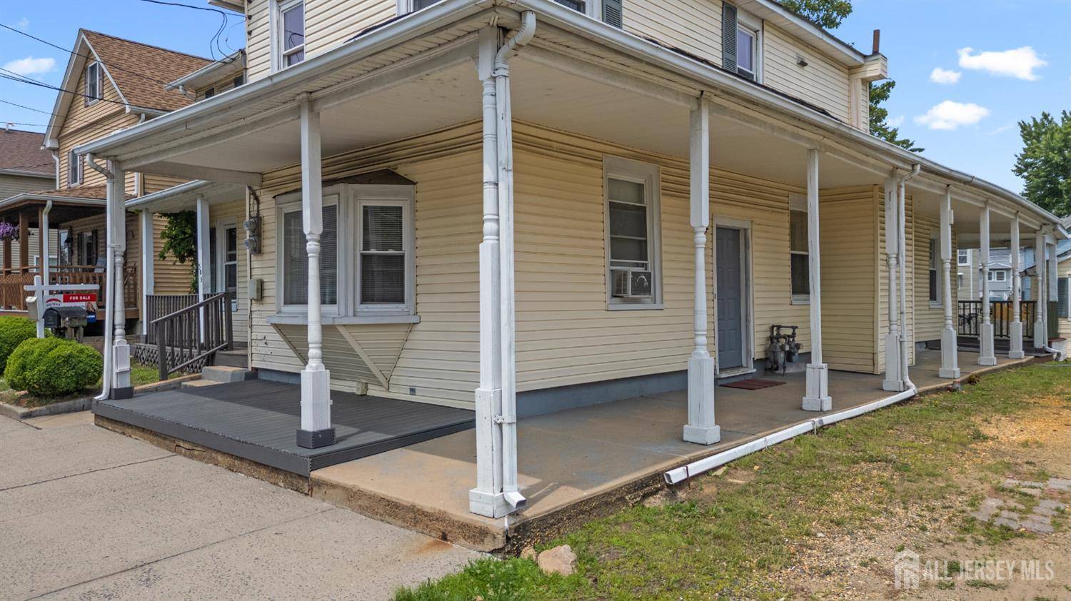 Keyport, NJ 07735,309 1st ST