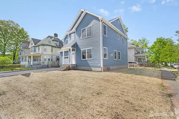 Plainfield, NJ 07060,400 Grant AVE #04