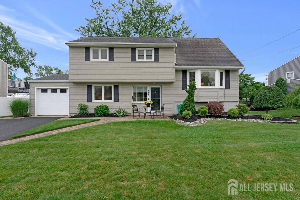 117 Osceola AVE, Middlesex, NJ 08846