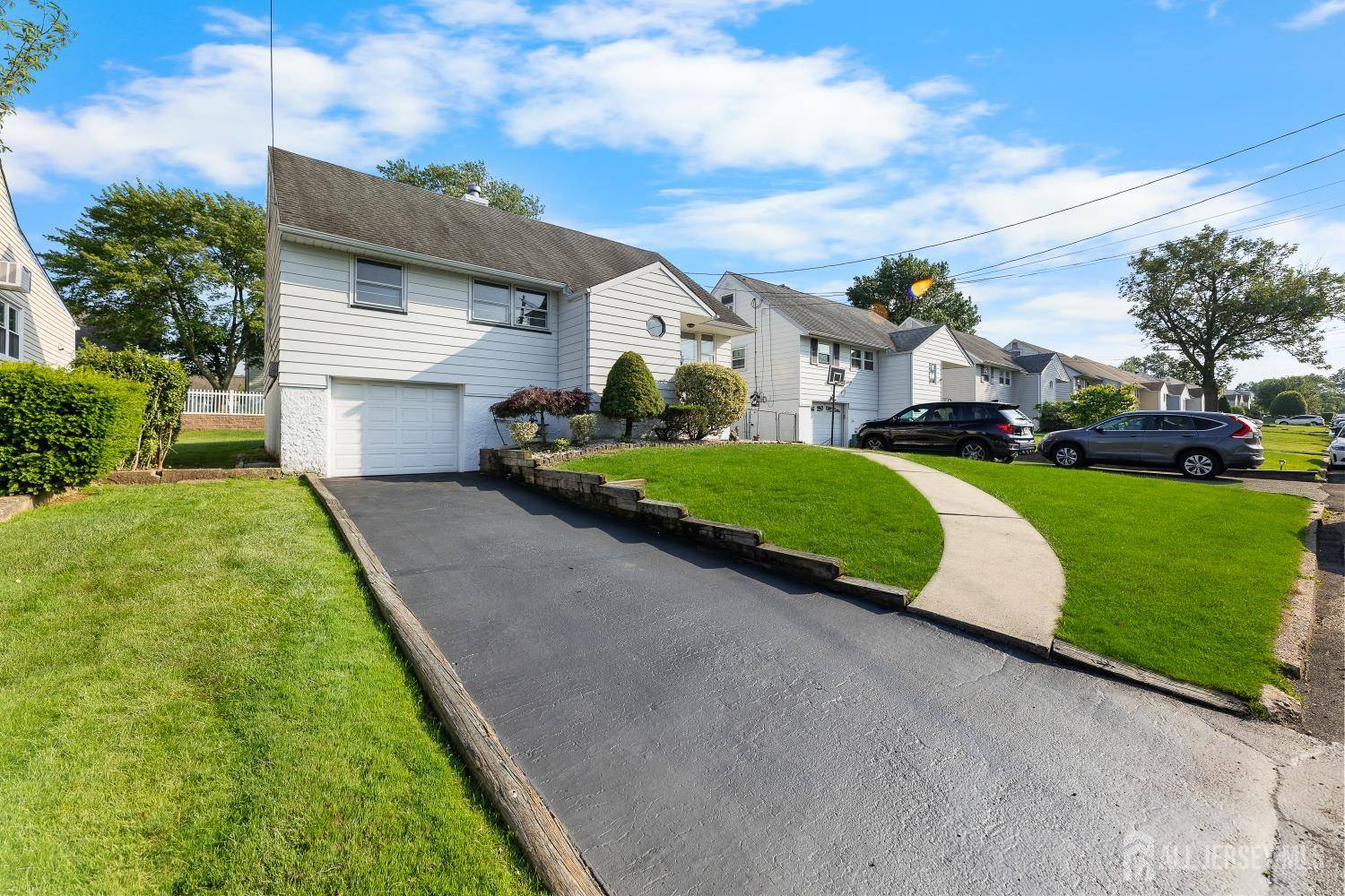 Menlo Park Terrace, NJ 08840,82 Mercer ST