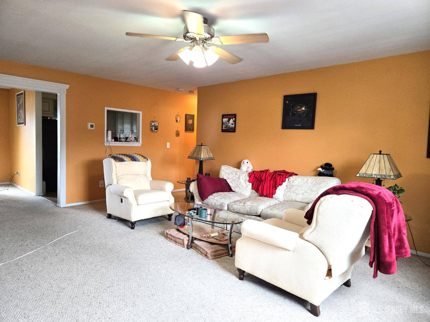 822 Orlando ST, Edison, NJ 08817
