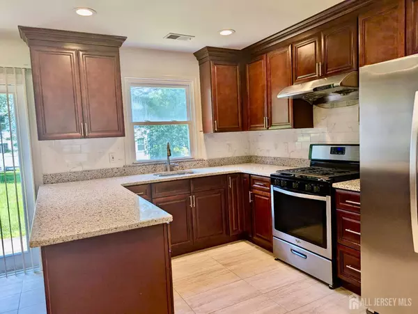Piscataway, NJ 07733,59 Castle Pointe BLVD