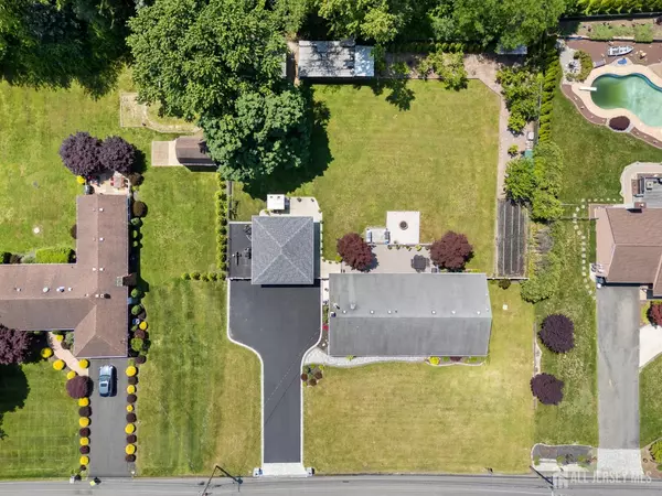 197 Dey Grove RD, Monroe, NJ 08831
