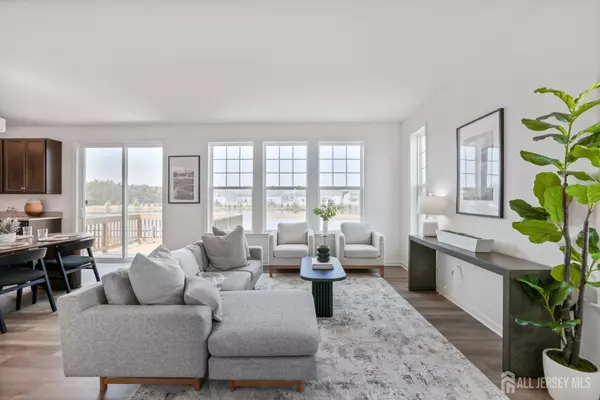 Old Bridge, NJ 08857,45 E VERBENA LN