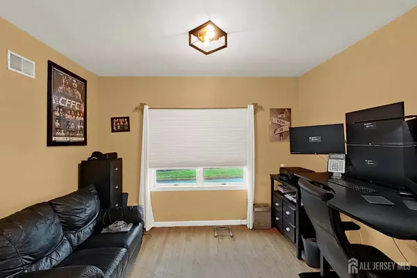 Kenilworth, NJ 07033,248 N 17th ST N