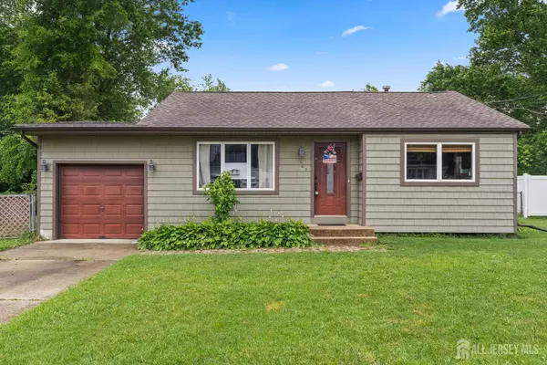 147 Cindy ST, Old Bridge, NJ 08857