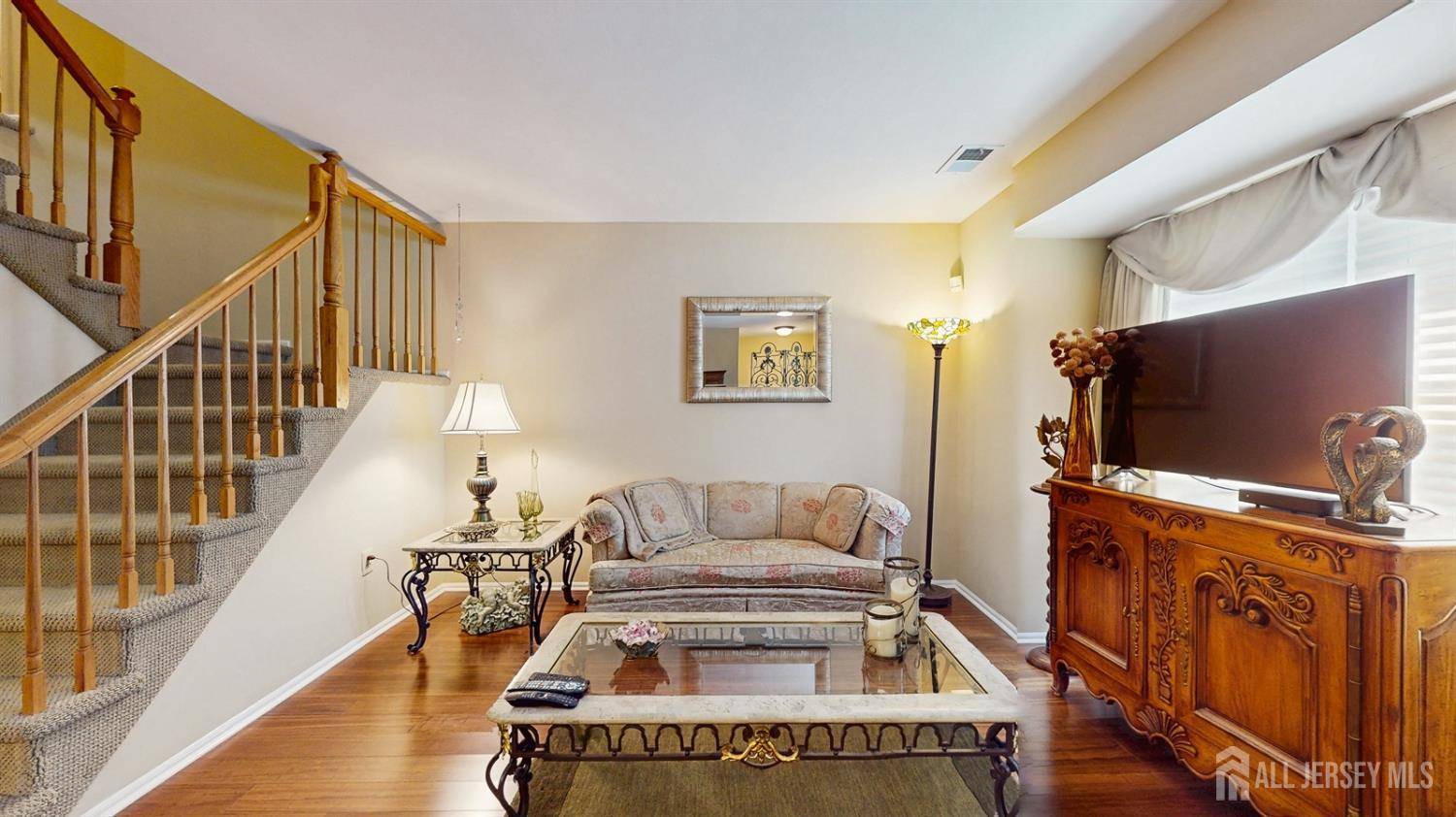 South Brunswick, NJ 08852,1406 Locust CT