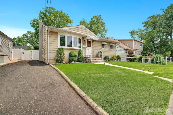 Port Reading, NJ 07064,72 1st AVE