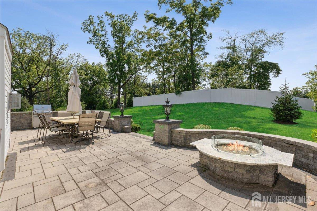 Monroe, NJ 08831,23 Inter Lachen CT