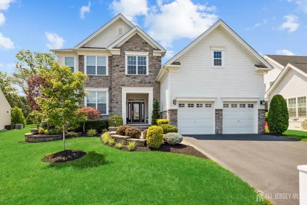 23 Inter Lachen CT, Monroe, NJ 08831