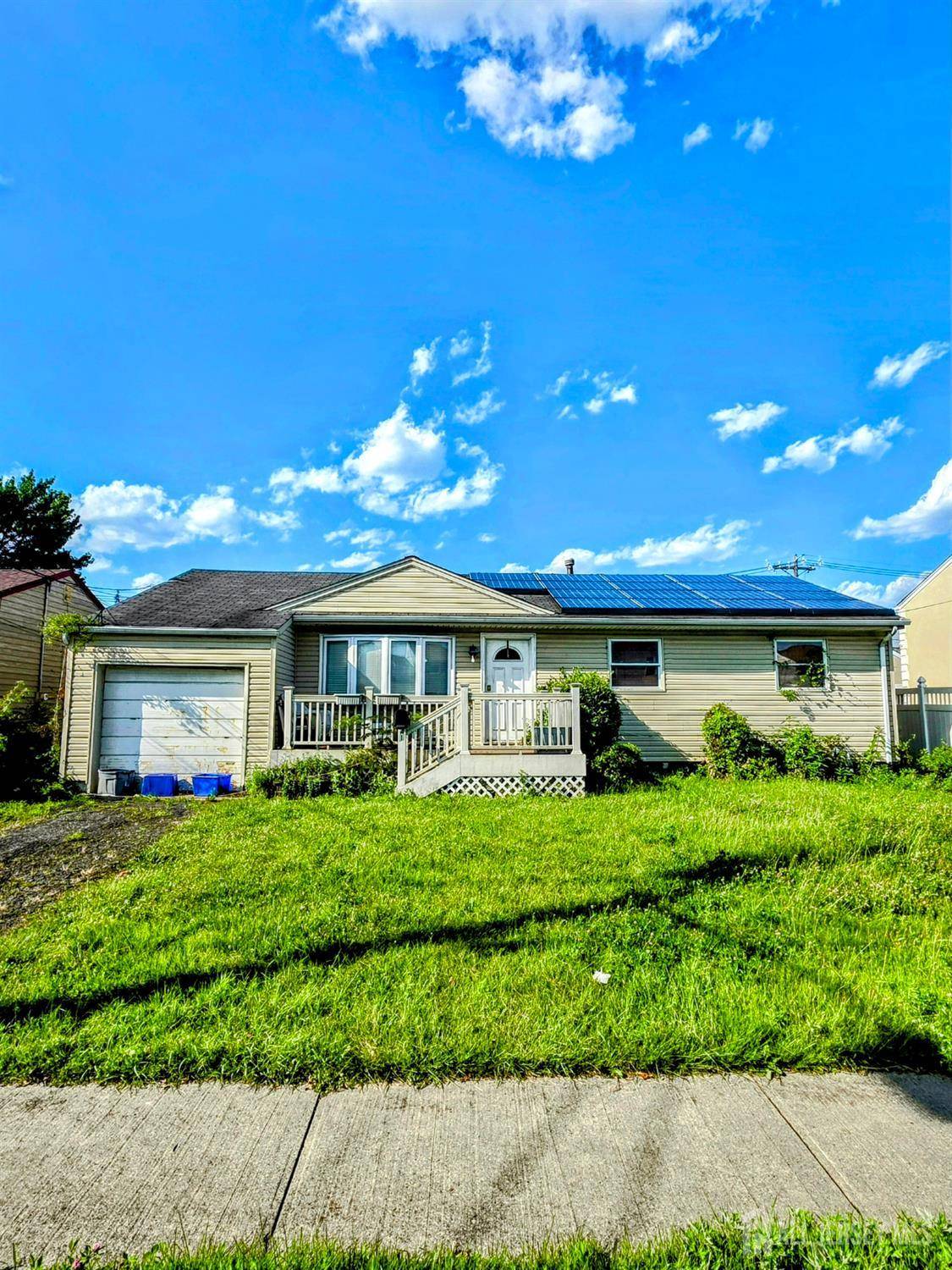 41 Harrison AVE, Carteret, NJ 07008