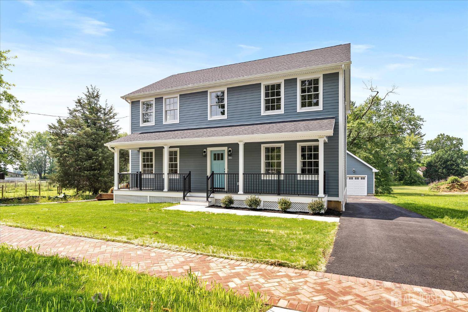 438 Ellisdale RD, Chesterfield, NJ 08515