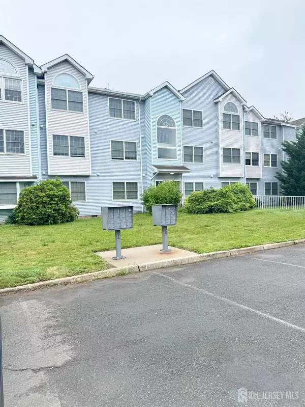 New Brunswick, NJ 08901,832 Edpas RD
