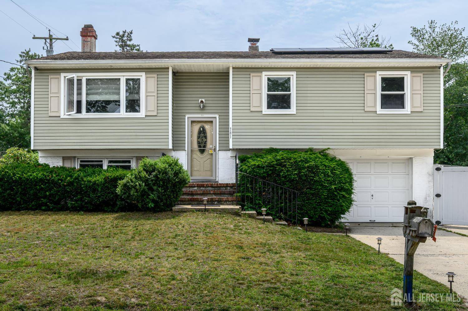 701 Beach AVE, Beachwood, NJ 08722
