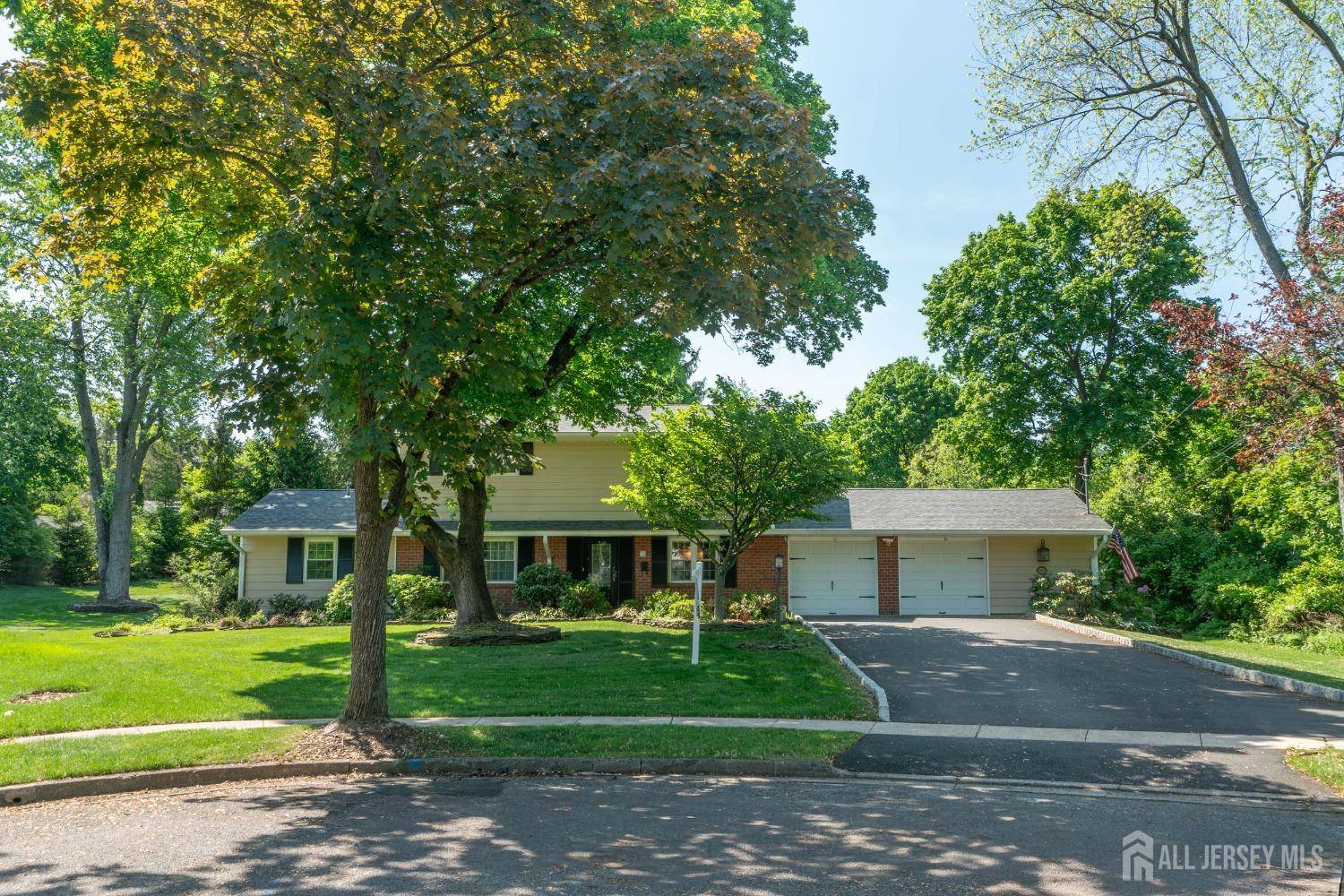 South Brunswick, NJ 08824,10 Tiffin RD