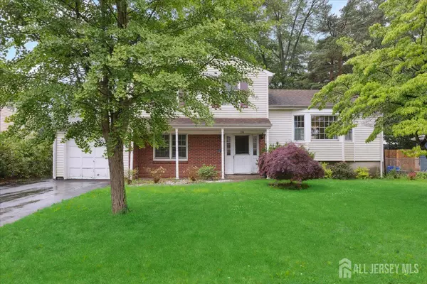 796 Curie RD, North Brunswick, NJ 08902