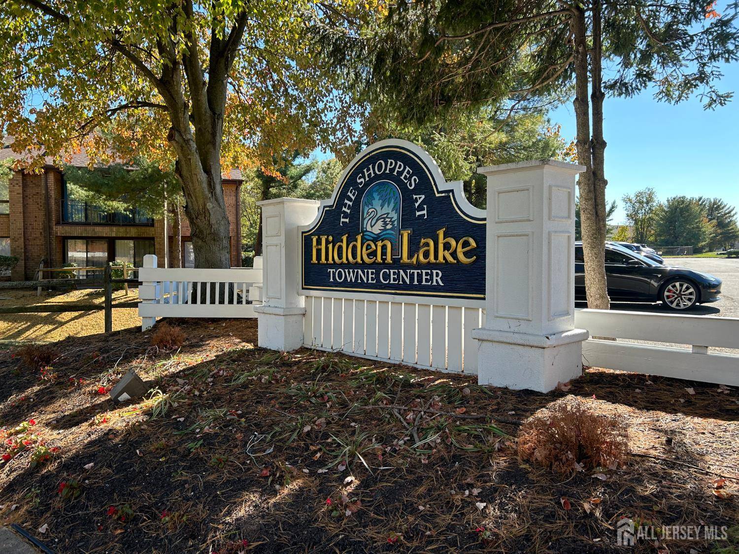 0-2-4-6 Towne Center DR, North Brunswick, NJ 08902