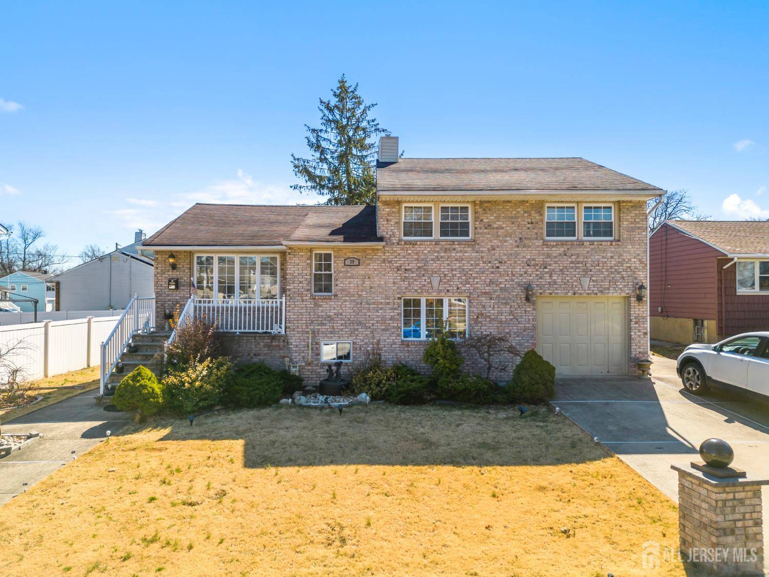 39 Webb DR, Fords, NJ 08863