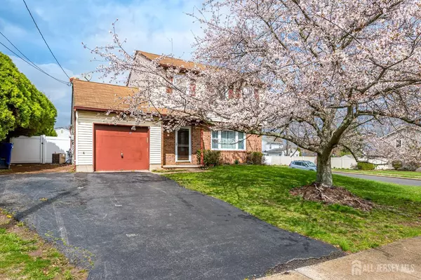86 Bunker Hill RD, Lawrence, NJ 08648