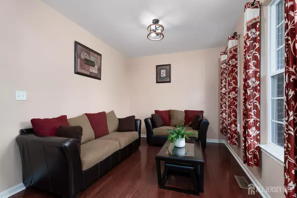Monroe, NJ 08831,1 Elmcrest CT E