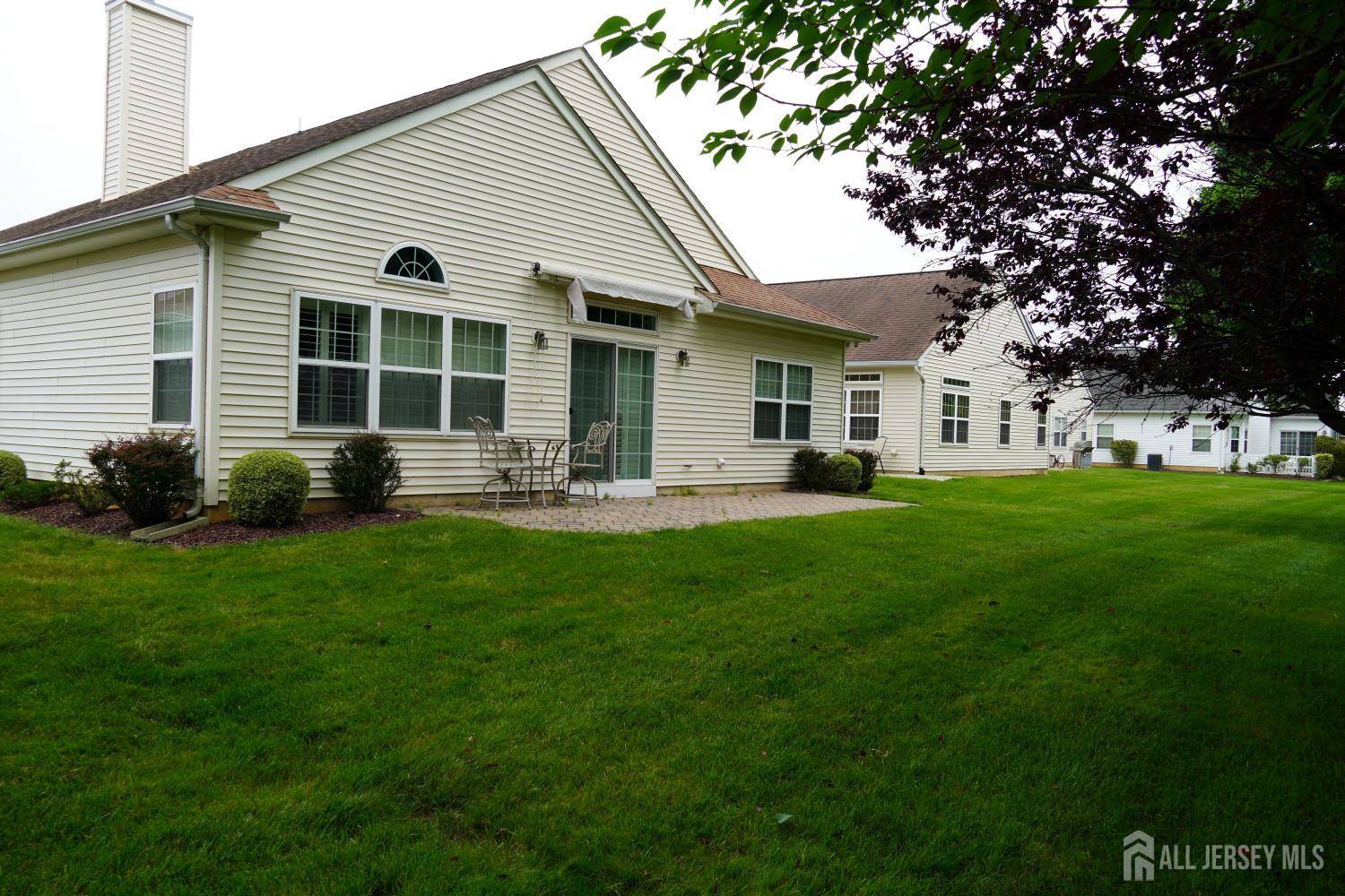 Monroe, NJ 08831,185 Valencia DR
