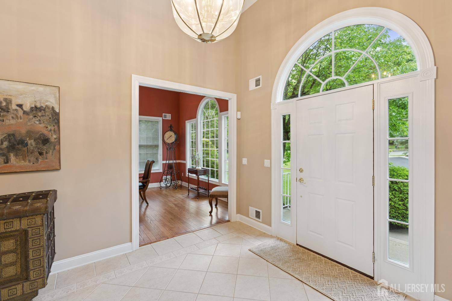 North Brunswick, NJ 08902,7 Pershing CT