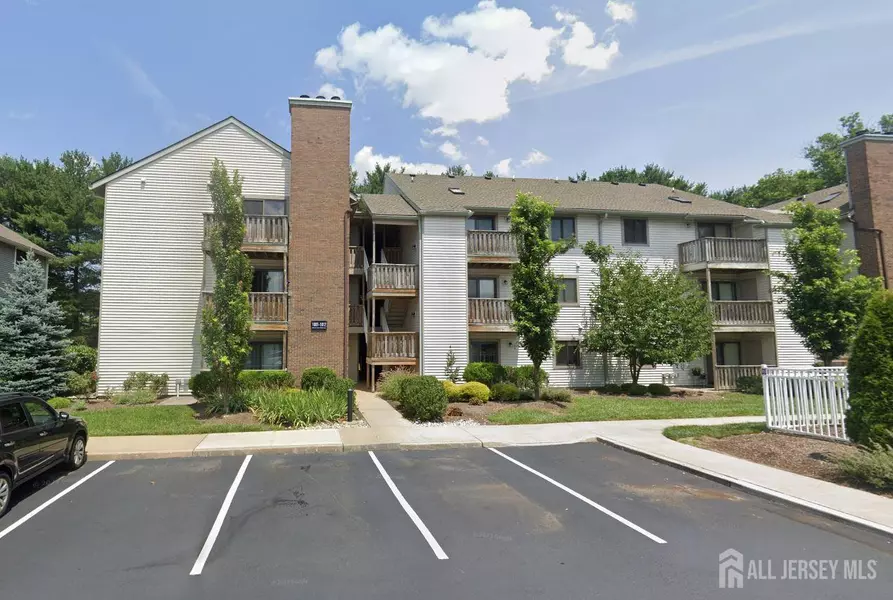 1806 Ravens Crest DR, Plainsboro, NJ 08536
