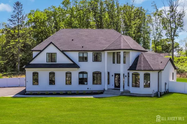 36 School RD E, Marlboro, NJ 07746