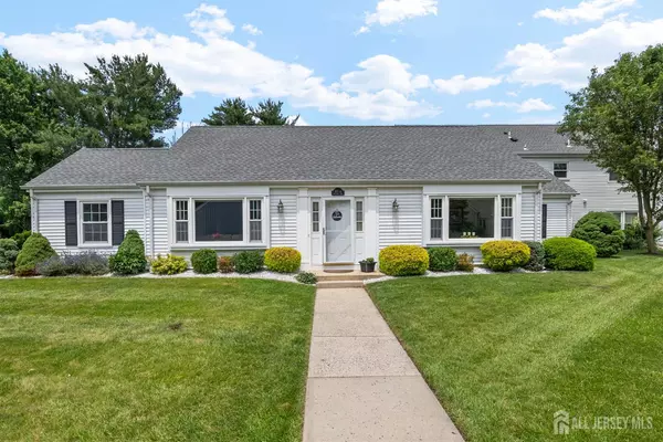 Monroe, NJ 08831,571 Westport LN #A