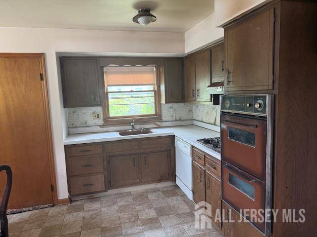 Colonia, NJ 07067,397 Lake AVE
