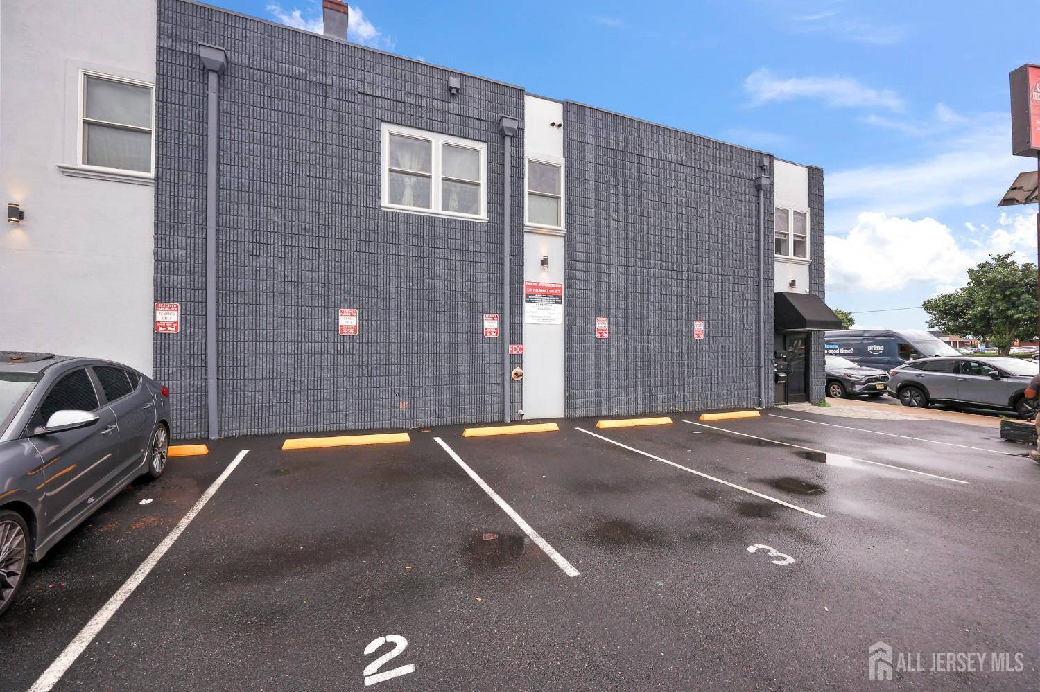 Bloomfield, NJ 07003,19 N Franklin ST
