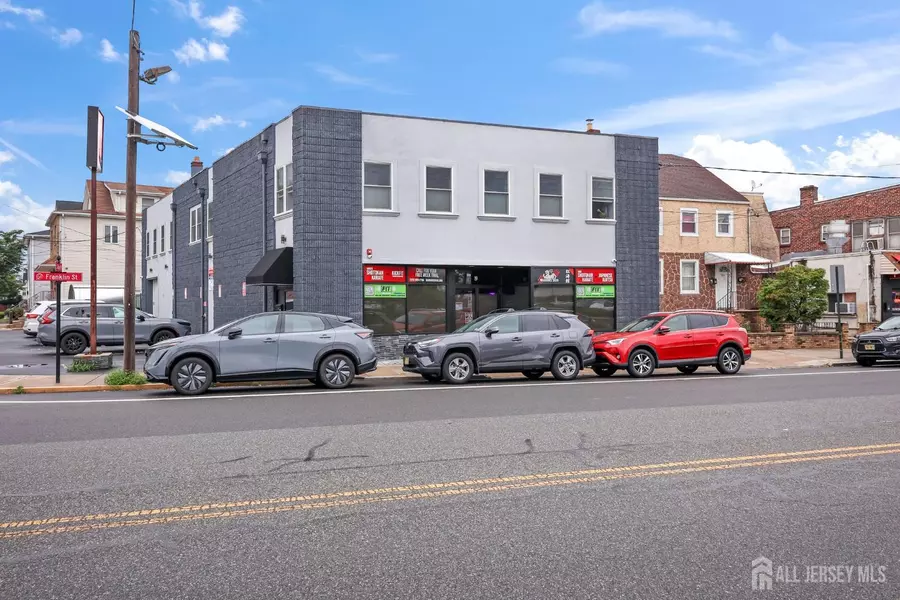 19 N Franklin ST, Bloomfield, NJ 07003