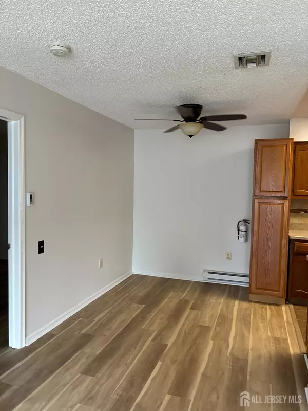 Monroe, NJ 08831,354-C Old Nassau RD