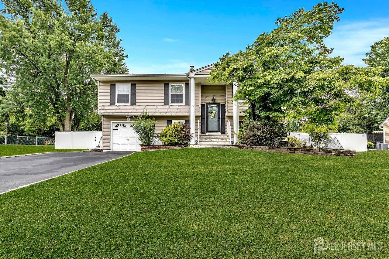 10 Musket WAY, Piscataway, NJ 08854