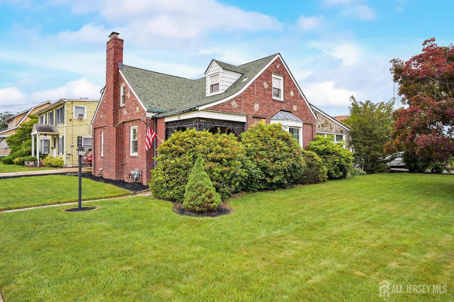 29 Booream AVE, Milltown, NJ 08850