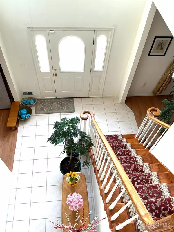 Edison, NJ 08820,20 BALLO PL