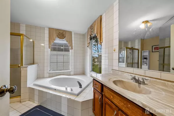 Old Bridge, NJ 08857,8 Carlisle CT