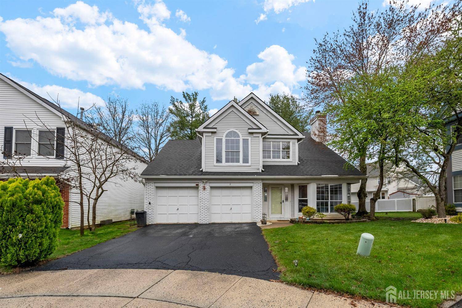 8 Carlisle CT, Old Bridge, NJ 08857