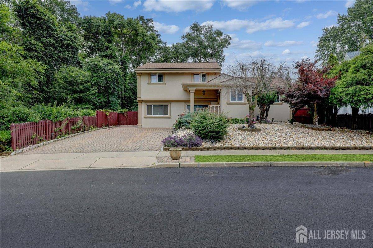 12 Euclid RD, Old Bridge, NJ 08879
