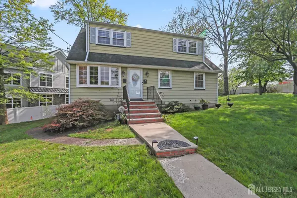 262 Wall ST #2, Metuchen, NJ 08840