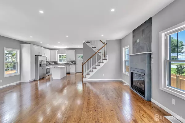 Aberdeen, NJ 07721,65 Bayview ST