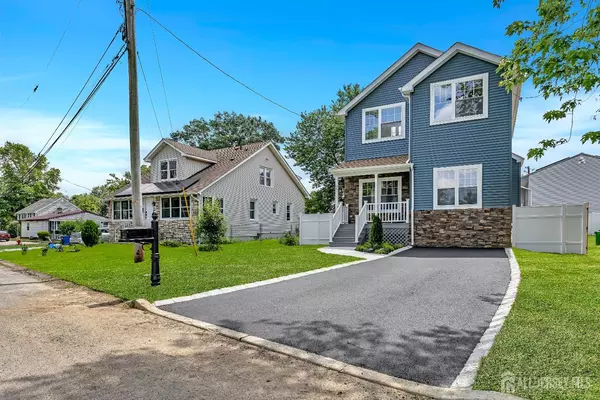 Aberdeen, NJ 07721,65 Bayview ST