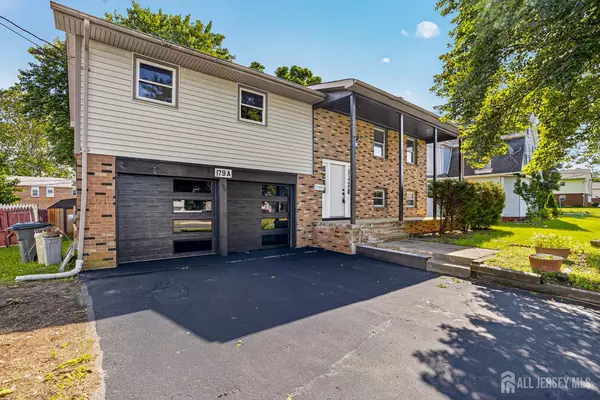 179-A Buckelew AVE, Jamesburg, NJ 08831