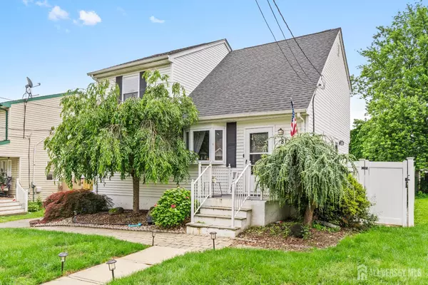 81 Lockwood AVE, Woodbridge Proper, NJ 07095
