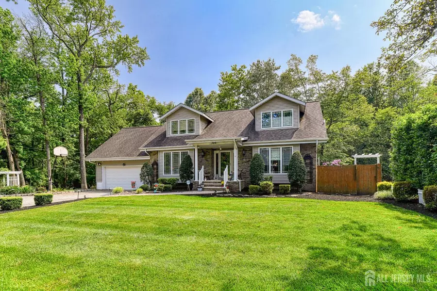 346 Wood AVE, North Brunswick, NJ 08902