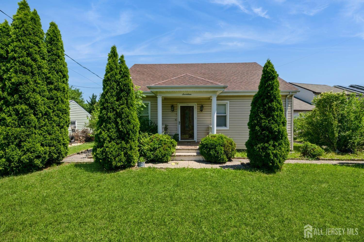17 New Brunswick AVE, Matawan, NJ 07747